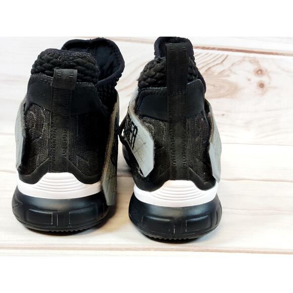 Nike Lebron Soldier 12 SFG Men\'s Black Basketball Shoes Size 8.5 AO4054-004 main image 13